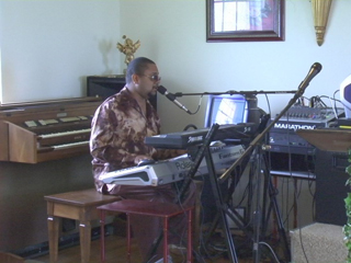 Dewayne Williams and Demarco Jones Singing No Weapon still image